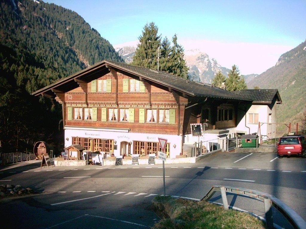Hotel Stalden Lutschental Exterior photo